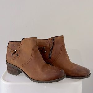 Teva leather booties 11